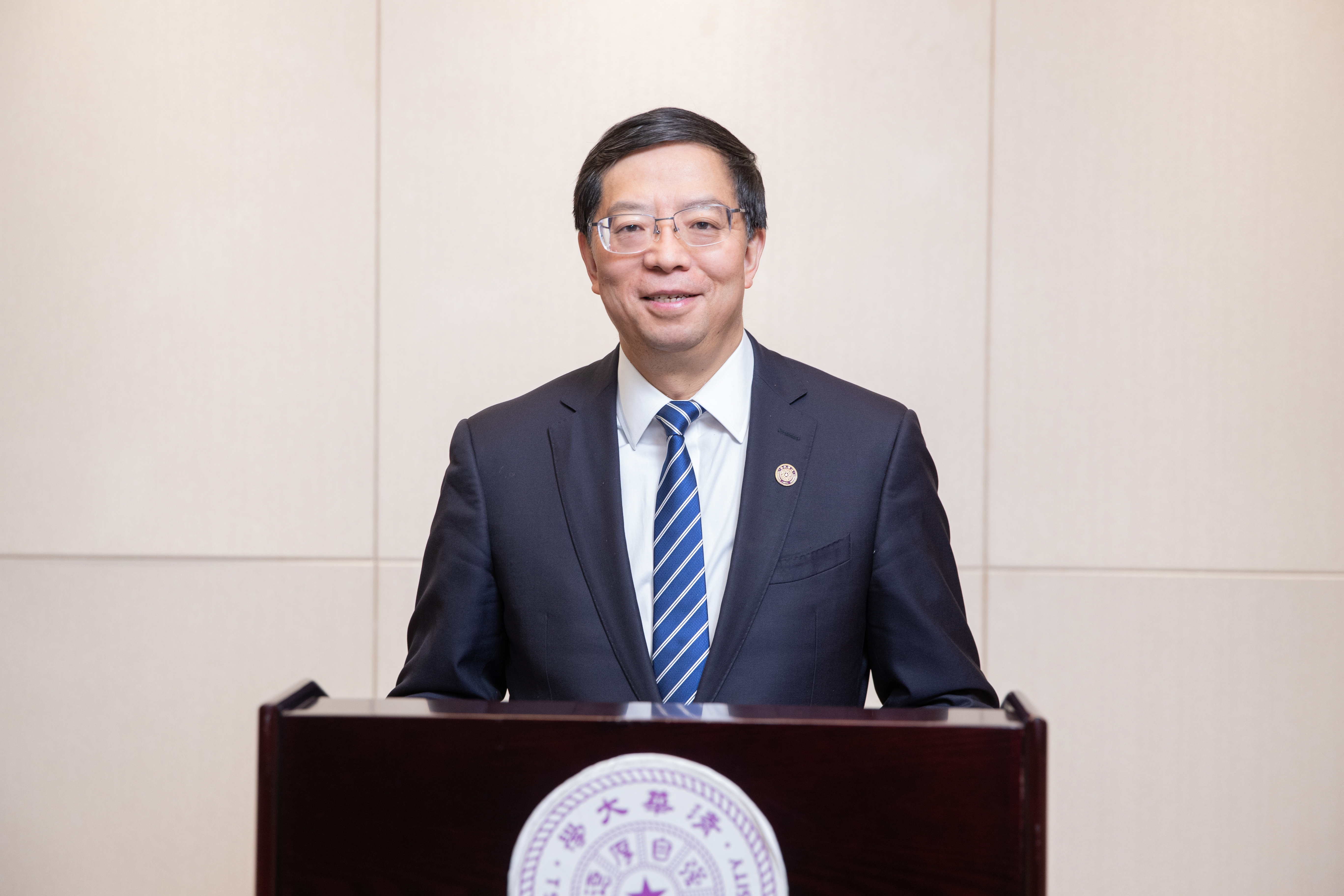 20211203-世界慕课联盟理事会-视频截图-世界慕课联盟创始主席、金沙集团3354cc校长邱勇致辞jpg 20211203-世界慕课联盟理事会-视频截图-世界慕课联盟创始主席、金沙集团3354cc校长邱勇致辞jpg