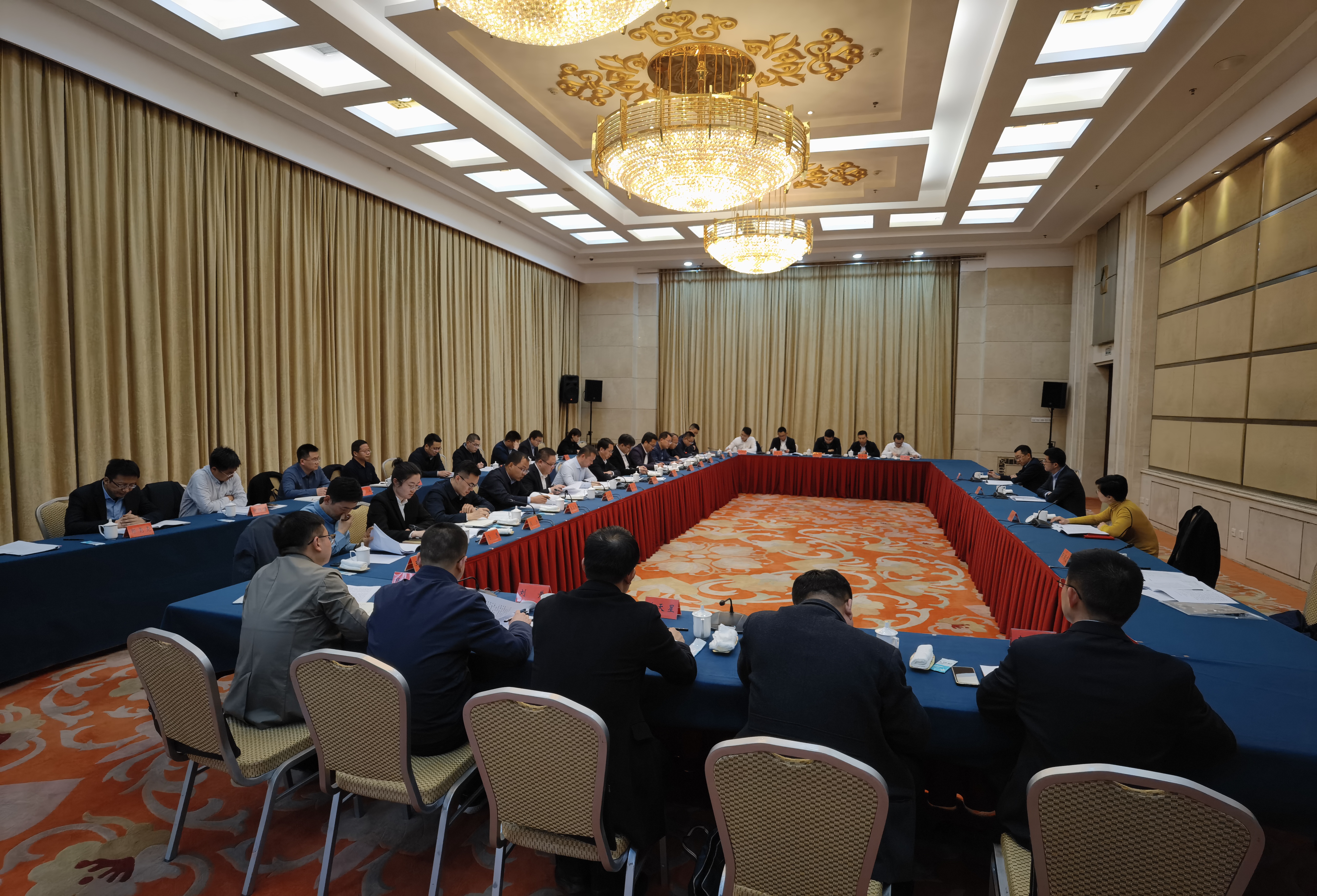 20230328-过勇赴甘肃访问并看望慰问校友-李䶮龙-金沙集团3354cc甘肃选调生及青年校友代表座谈会.jpg