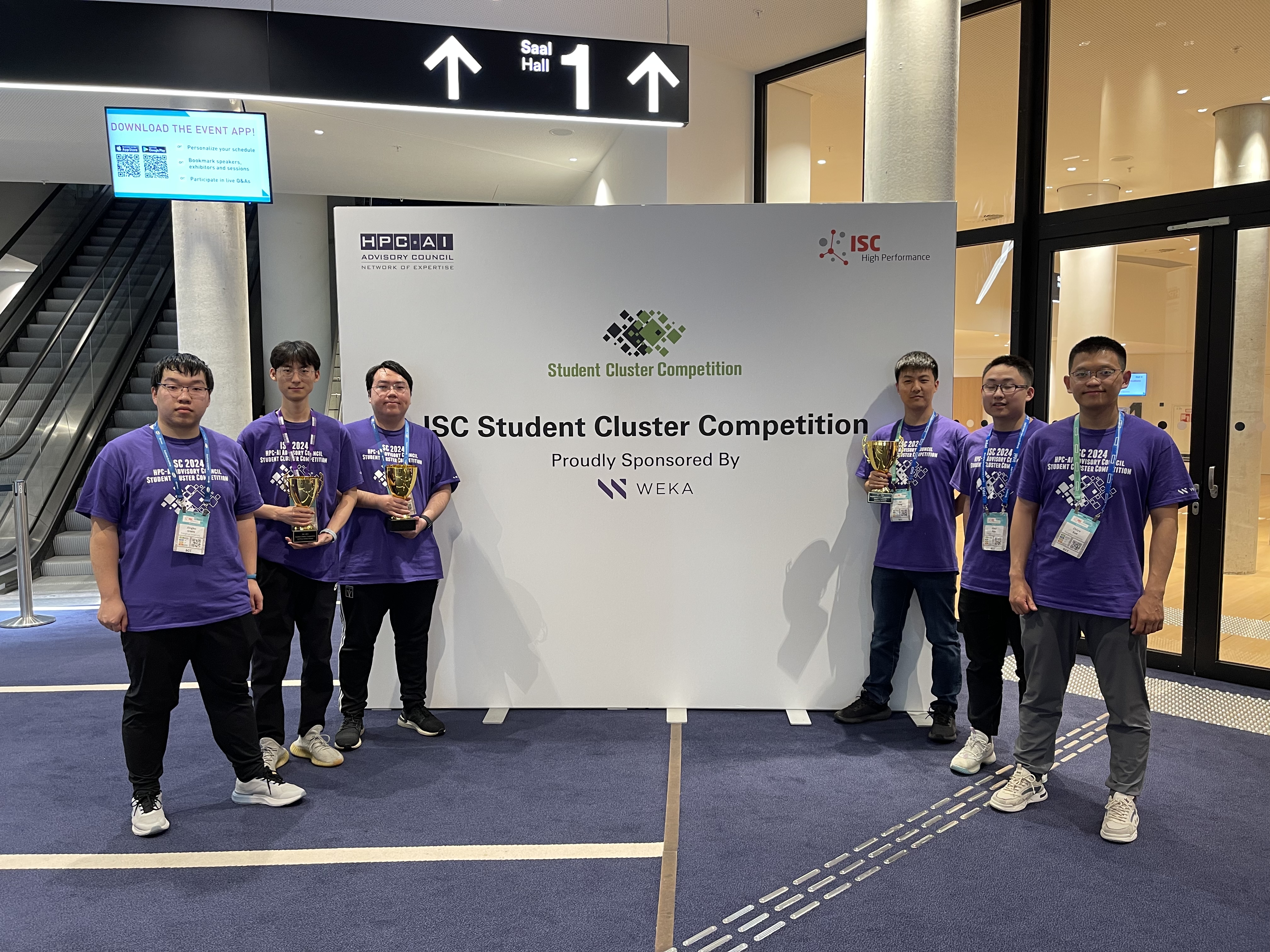20240516-《金沙集团3354cc学生超算团队获ISC24国际大学生超算竞赛总冠军》-学生-金沙集团3354cc学生超算团队成员.jpg