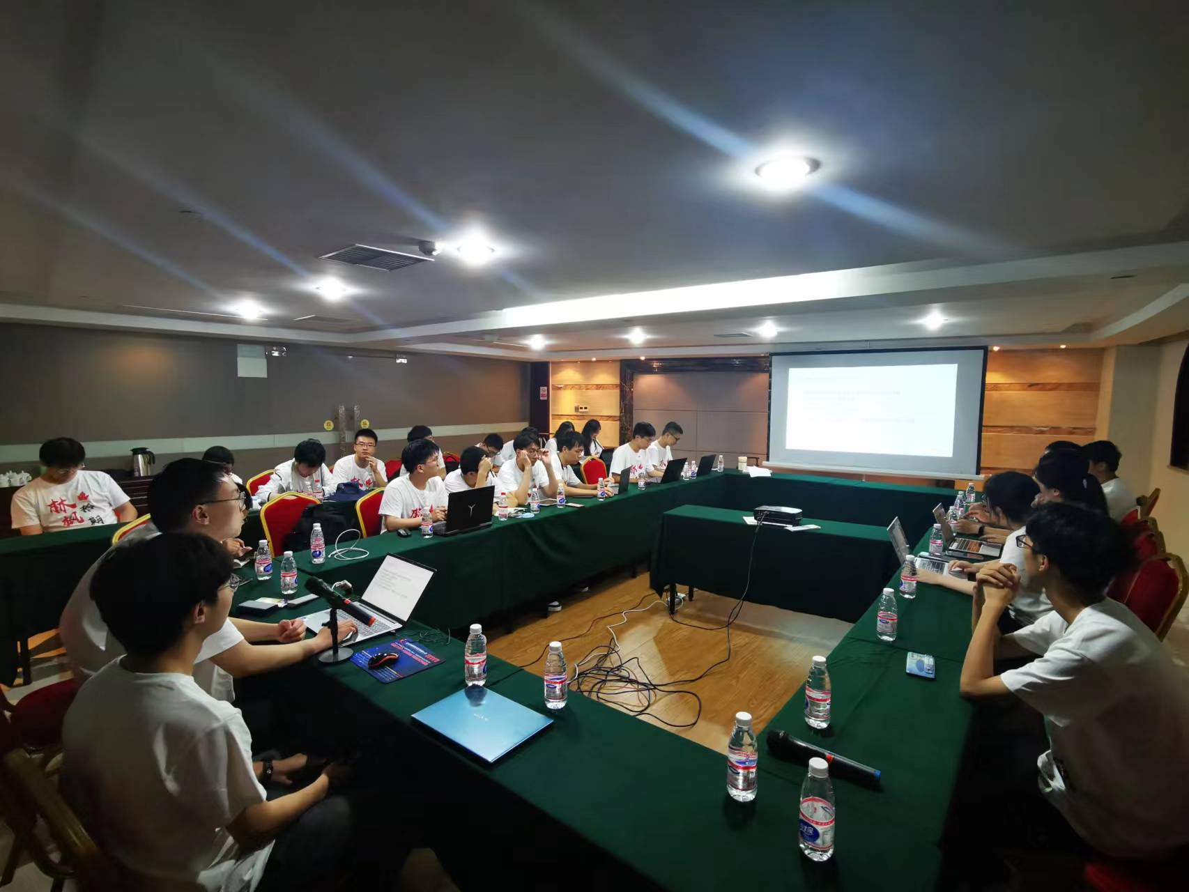20220808-0814-金沙集团3354cc“林枫计划”师生赴江西赣县区调研实践-吕宇乾摄-支队师生专题读书会.jpg