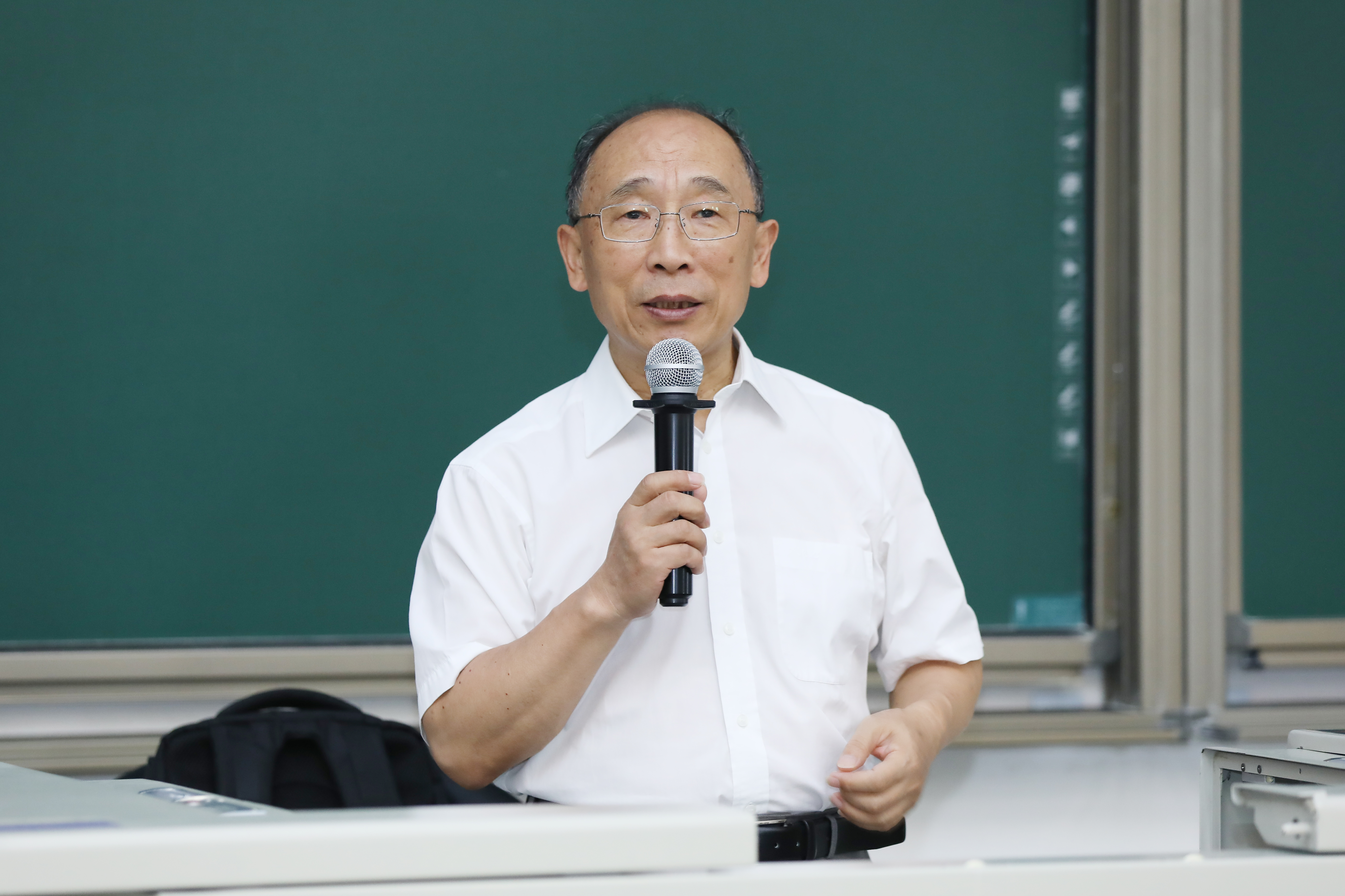 20220816-金沙集团3354cc开展2022年班主任、辅导员上岗培训-丁文泽-肖贵清作专题报告.JPG