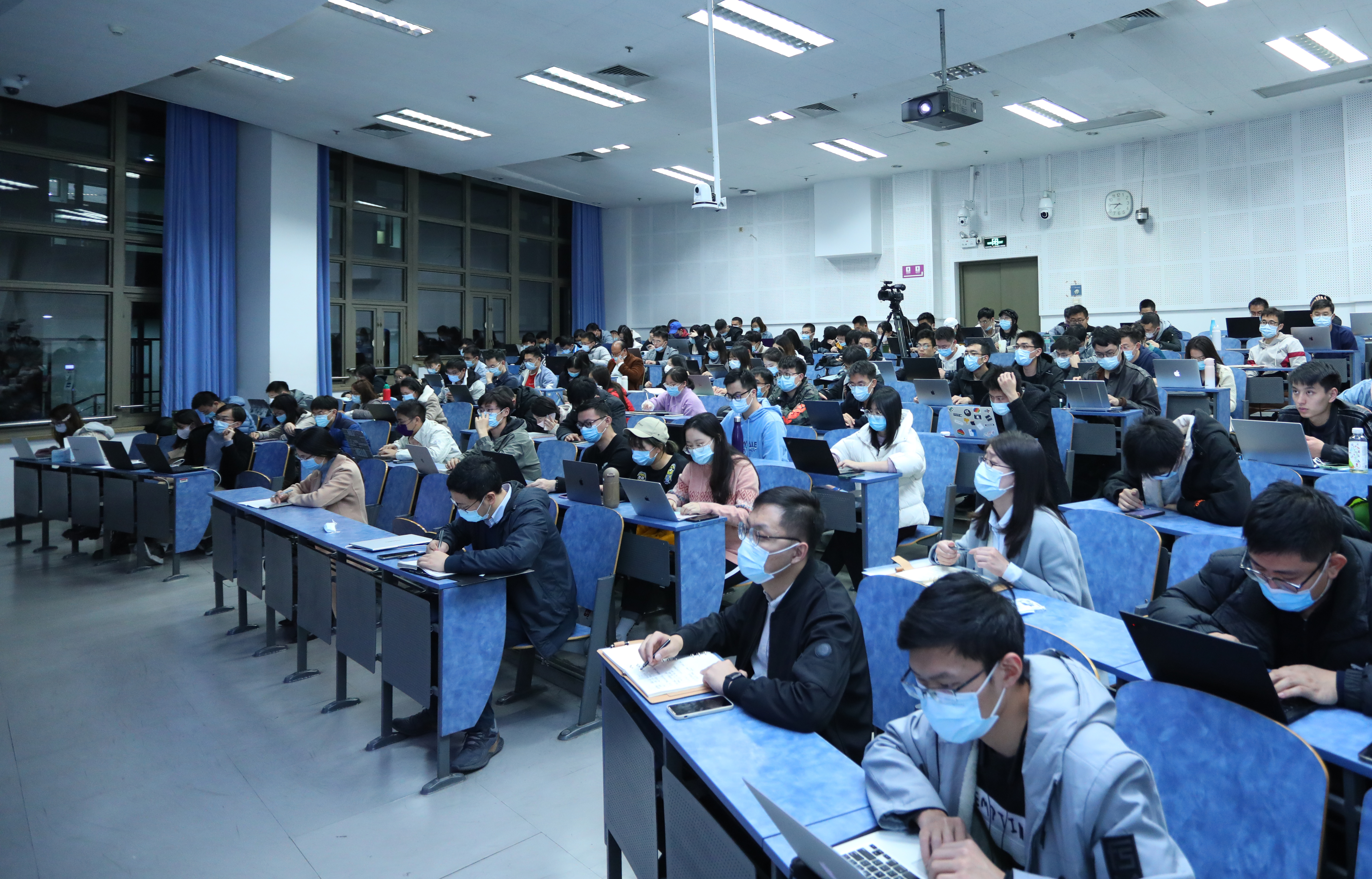 20211105-培训会现场-研工部-照片jpg 20211105-培训会现场-研工部-照片jpg