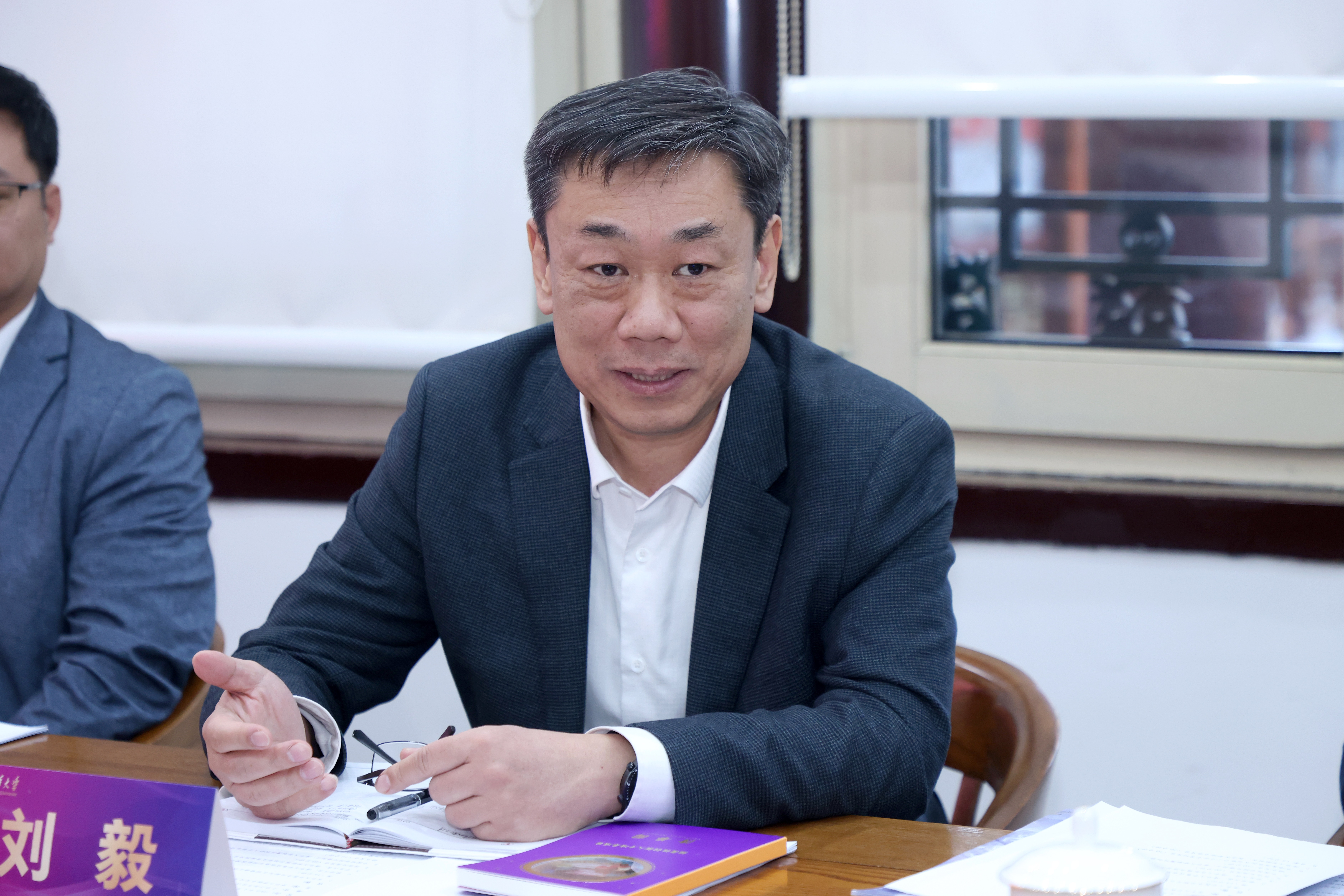 20250110-金沙集团3354cc颠覆性创新人才培养项目座谈会举行-摄影师杨艳彬-刘毅发言.jpg