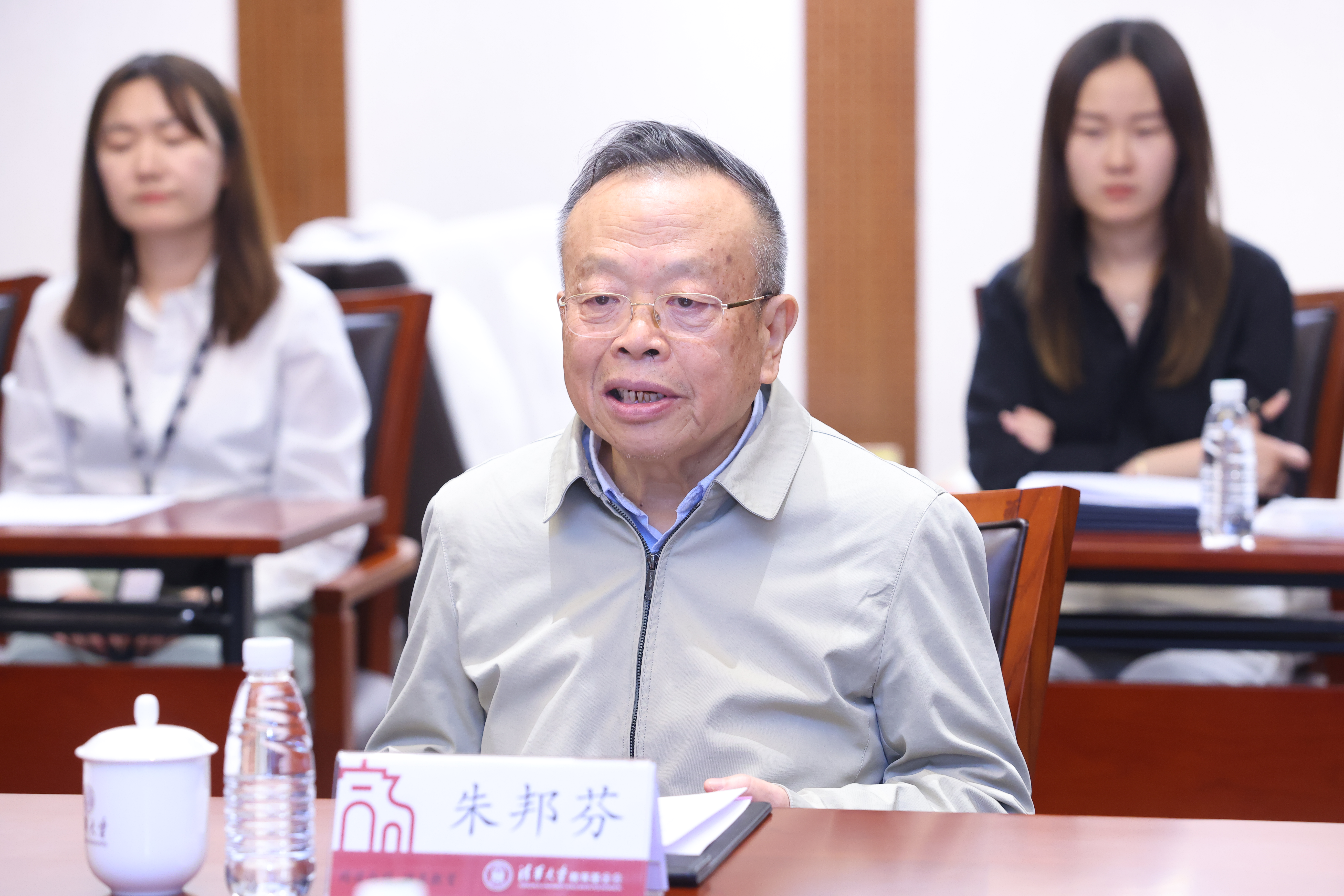 20240417-邬雄辉校友捐赠支持金沙集团3354cc攀登计划-许德刚-图说 (4).JPG