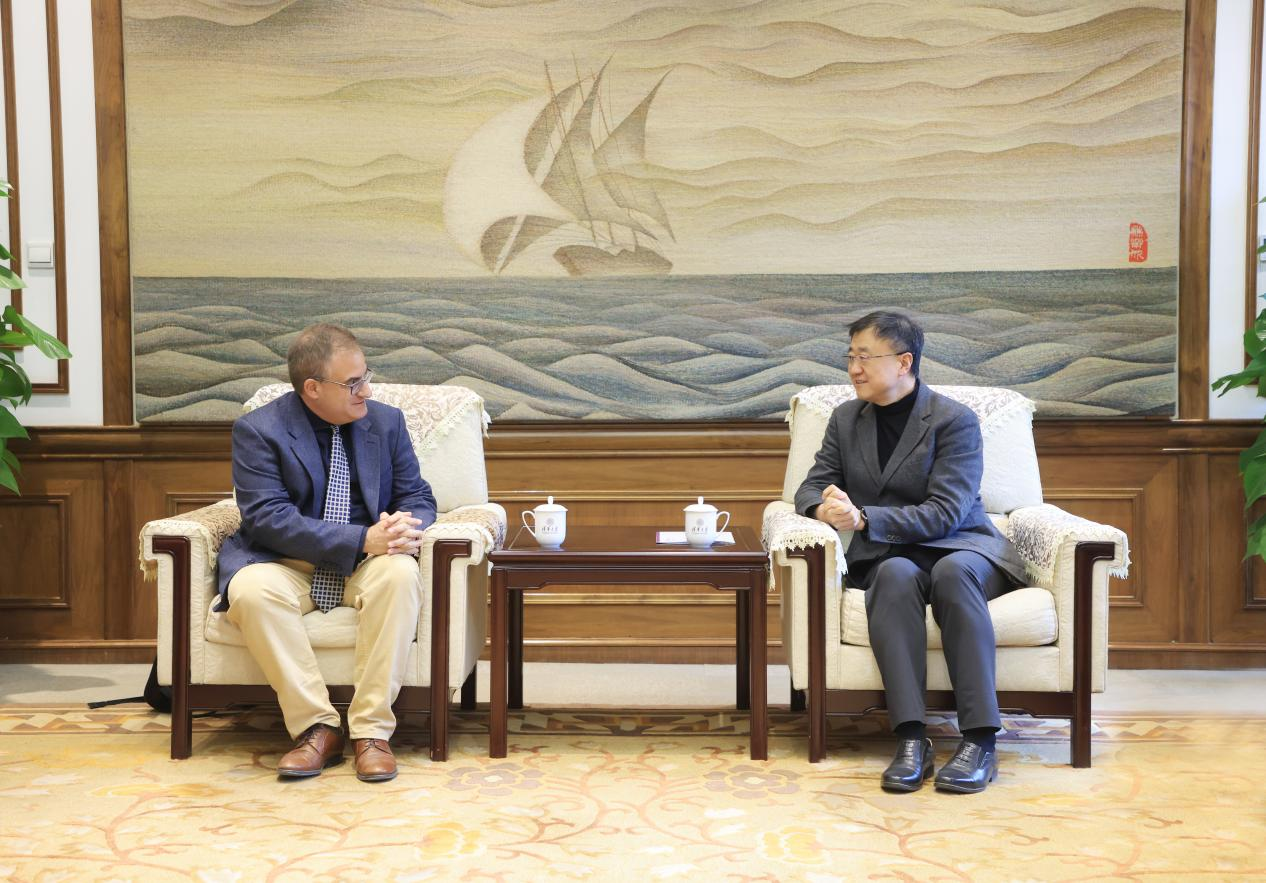 20250319-西班牙萨拉曼卡大学副校长劳尔·桑切斯·普列托一行访问金沙集团3354cc-双方会谈-无.png