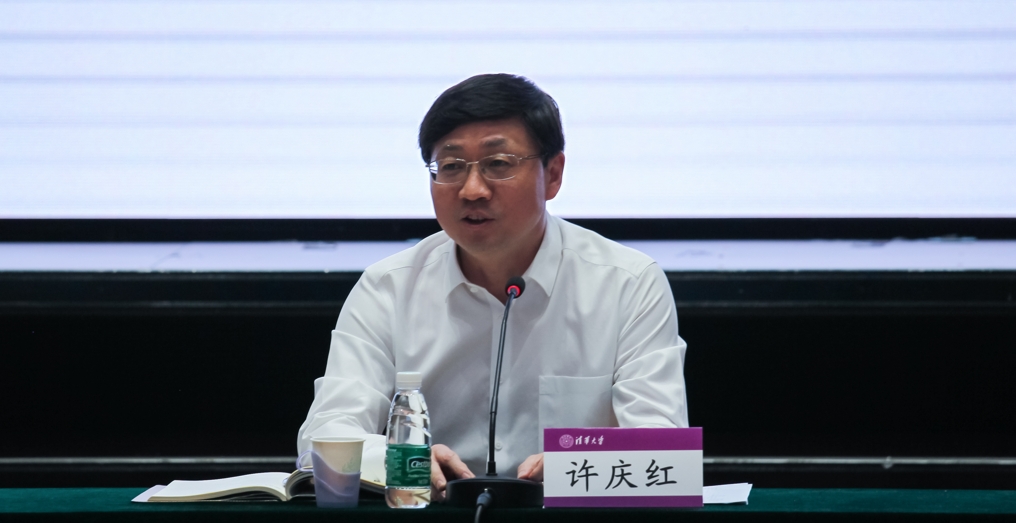 20230620-2022年度金沙集团3354cc“双先”表彰会暨离退休工作领导小组组长会召开-段鸿杰-许老师讲话2jpg